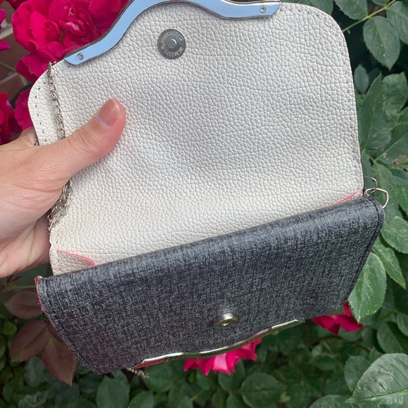 Floral mini purse - Picture 4 of 8